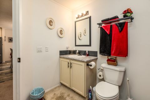 Tiny photo for 13310 E Idlewood Road, Mt Vernon, IL 62864 (MLS # 12550701)