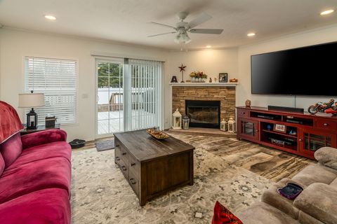 Tiny photo for 13310 E Idlewood Road, Mt Vernon, IL 62864 (MLS # 12550701)