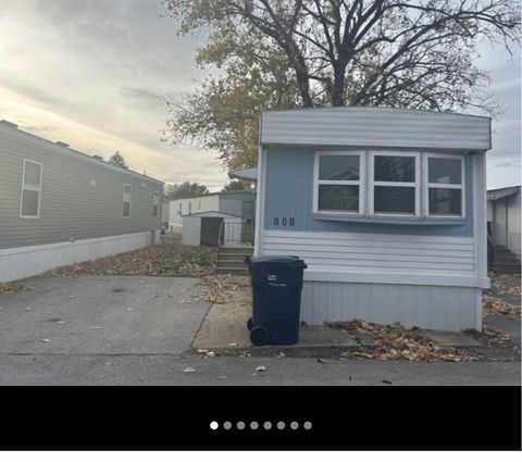 8800 S Harlem Avenue, Bridgeview, IL 60455 - #: 12418383