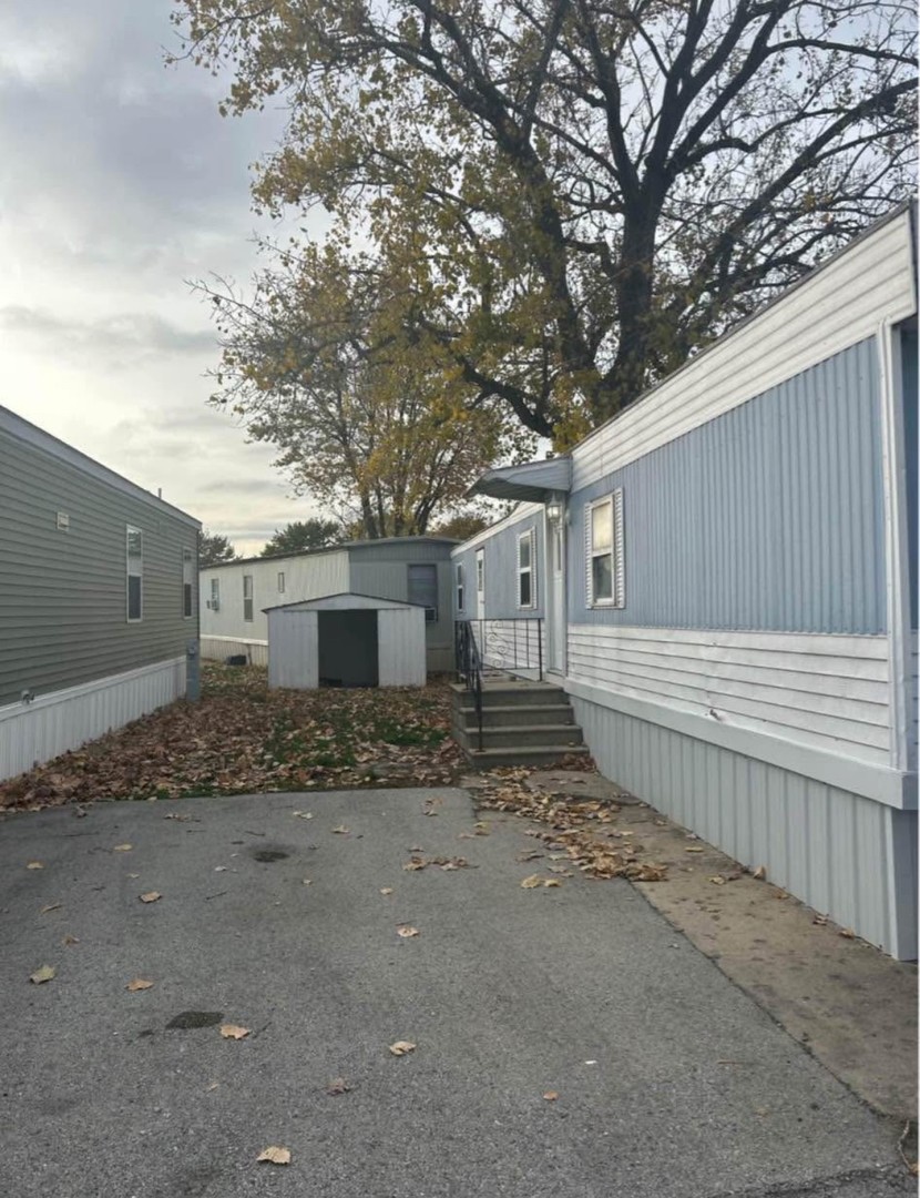 8800 S Harlem Avenue