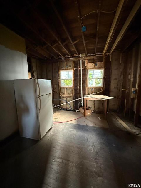 Tiny photo for 710 GAINES Street, Davenport, IA 52802 (MLS # QC4268556)