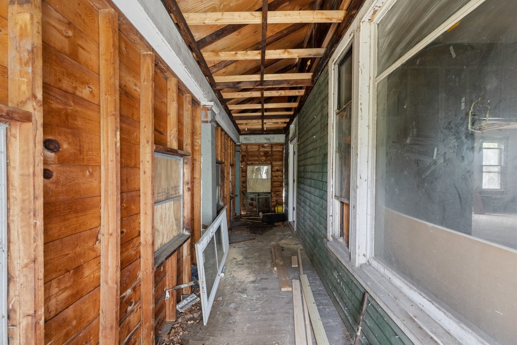 710 GAINES Street