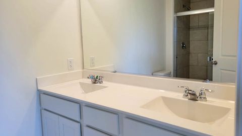 Tiny photo for 561 yosemite Way, Mundelein, IL 60060 (MLS # 12475270)