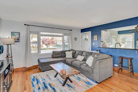 Tiny photo for 17240 68th Court, Tinley Park, IL 60477 (MLS # 12511071)