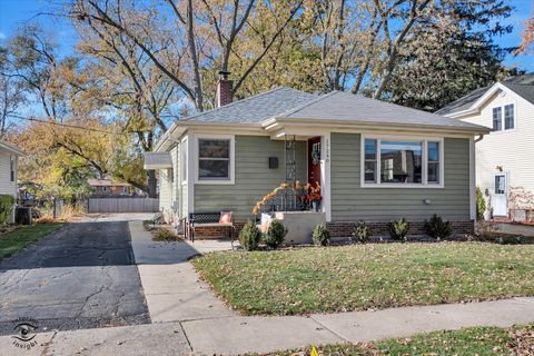 Tiny photo for 17240 68th Court, Tinley Park, IL 60477 (MLS # 12511071)