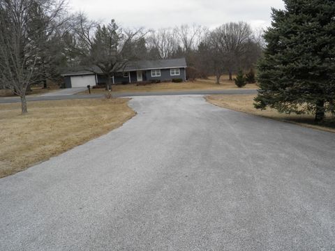 Tiny photo for 2264 Ridgeview Drive, Muscatine, IA 52761 (MLS # 12572129)