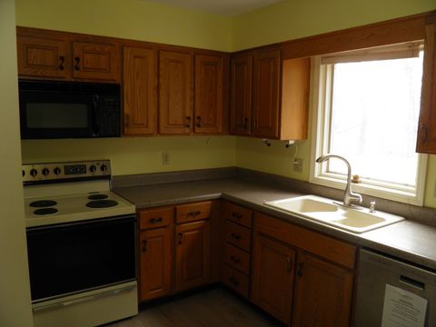 Tiny photo for 2264 Ridgeview Drive, Muscatine, IA 52761 (MLS # 12572129)