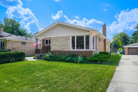 Photo of 600 Willow Street, Itasca, IL 60143 (MLS # 12603389)