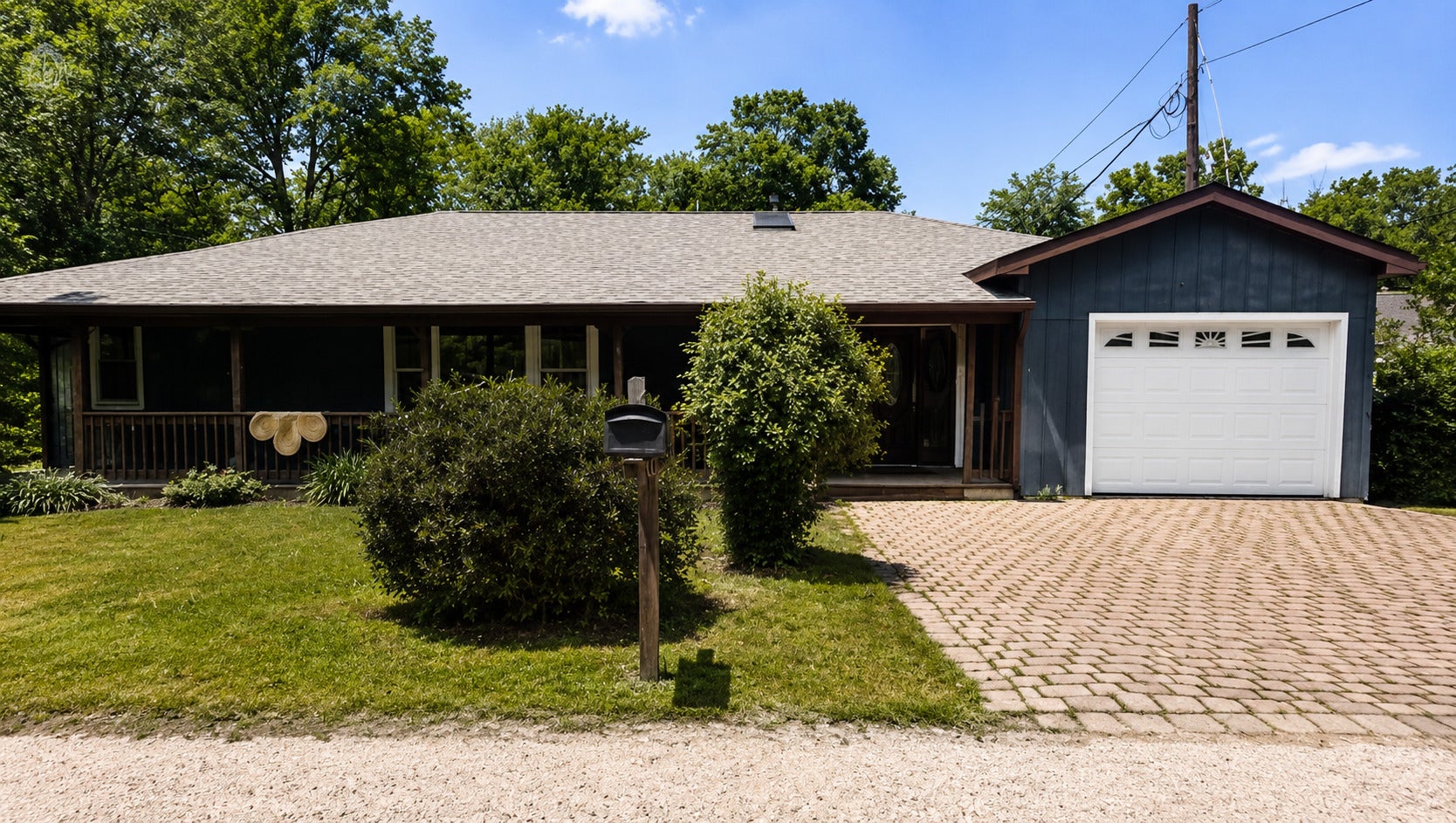 518 Rae Avenue