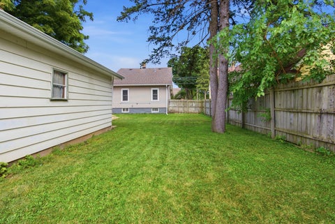 Tiny photo for 30 S Commonwealth Avenue, Elgin, IL 60123 (MLS # 12713550)