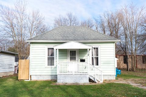 Tiny photo for 918 N Hazel Street, Pontiac, IL 61764 (MLS # 12593230)