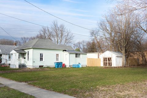 Tiny photo for 918 N Hazel Street, Pontiac, IL 61764 (MLS # 12593230)