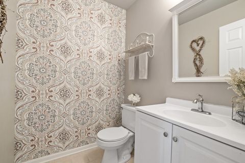 Tiny photo for 9051 Mansfield Drive, Tinley Park, IL 60487 (MLS # 12363061)