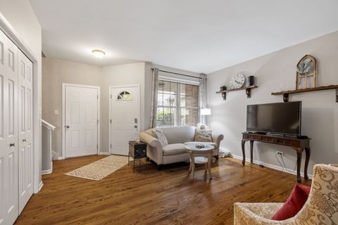 Tiny photo for 9051 Mansfield Drive, Tinley Park, IL 60487 (MLS # 12363061)