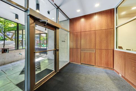 Tiny photo for 3100 N Lake Shore Drive #1506, Chicago, IL 60657 (MLS # 12522866)