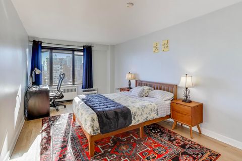 Tiny photo for 3100 N Lake Shore Drive #1506, Chicago, IL 60657 (MLS # 12522866)