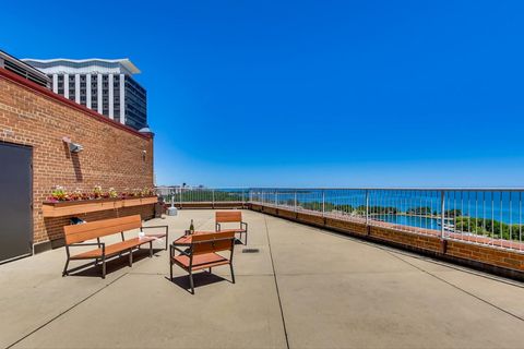 Tiny photo for 3100 N Lake Shore Drive #1506, Chicago, IL 60657 (MLS # 12522866)