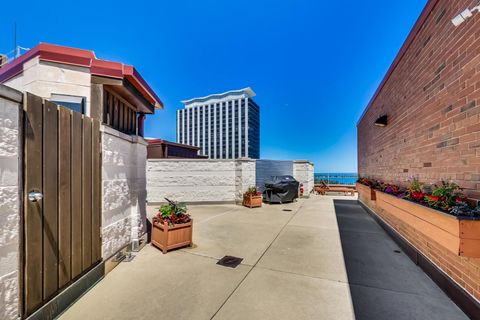 Tiny photo for 3100 N Lake Shore Drive #1506, Chicago, IL 60657 (MLS # 12522866)