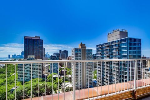 Tiny photo for 3100 N Lake Shore Drive #1506, Chicago, IL 60657 (MLS # 12522866)