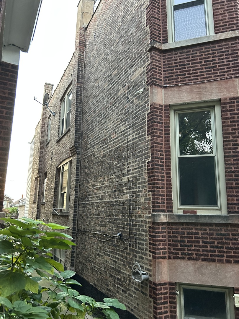 2114 Highland Avenue