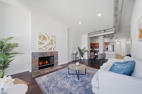 Tiny photo for 720 N Larrabee Street #1711, Chicago, IL 60654 (MLS # 12687809)