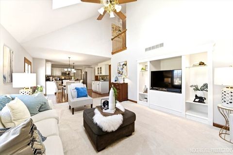 Tiny photo for 1770 Fox Mead Court, Montgomery, IL 60538 (MLS # 12615310)