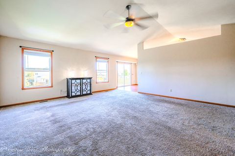 Tiny photo for 8453 Crooked Bend Road, Machesney Park, IL 61115 (MLS # 12459782)