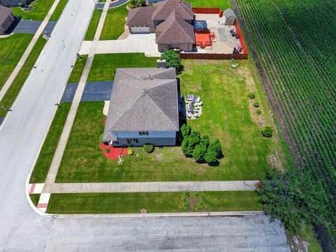 Tiny photo for 1692 185th Street, Lansing, IL 60438 (MLS # 12693552)