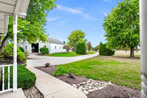 Tiny photo for 111 Donner Court, Heyworth, IL 61745 (MLS # 12497158)