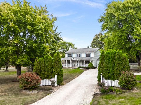 Tiny photo for 111 Donner Court, Heyworth, IL 61745 (MLS # 12497158)