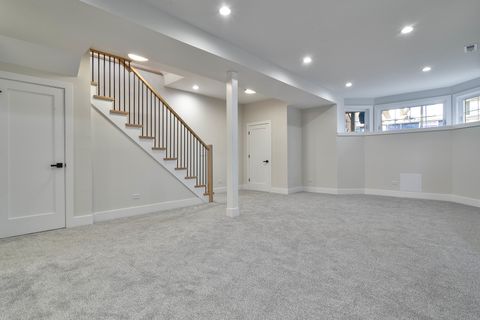 Tiny photo for 3727 W Sunnyside Avenue, Chicago, IL 60625 (MLS # 12569433)