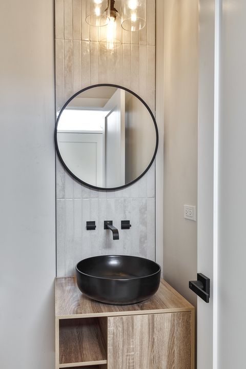 Tiny photo for 3727 W Sunnyside Avenue, Chicago, IL 60625 (MLS # 12569433)