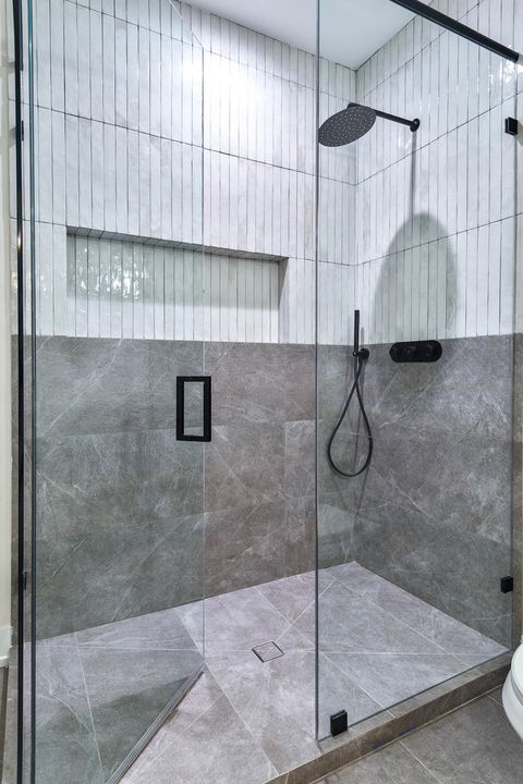 Tiny photo for 3727 W Sunnyside Avenue, Chicago, IL 60625 (MLS # 12569433)