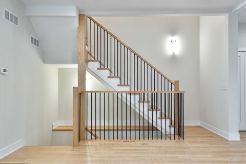 Tiny photo for 3727 W Sunnyside Avenue, Chicago, IL 60625 (MLS # 12569433)