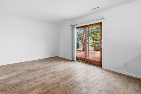 Tiny photo for 5512 Abbey Drive, McHenry, IL 60050 (MLS # 12623250)