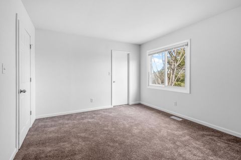 Tiny photo for 5512 Abbey Drive, McHenry, IL 60050 (MLS # 12623250)