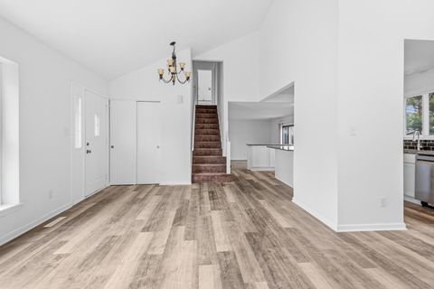 Tiny photo for 5512 Abbey Drive, McHenry, IL 60050 (MLS # 12623250)