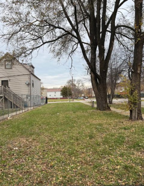 4104 W 16th Street Chicago IL 60623