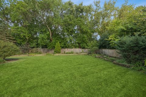 Tiny photo for 1355 N King George Court, Palatine, IL 60067 (MLS # 12481535)