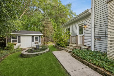 Tiny photo for 1355 N King George Court, Palatine, IL 60067 (MLS # 12481535)