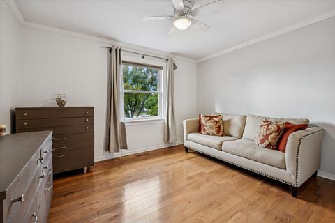 Tiny photo for 1355 N King George Court, Palatine, IL 60067 (MLS # 12481535)