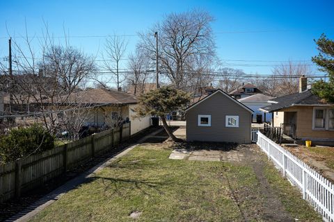 Tiny photo for 3510 N Oketo Avenue, Chicago, IL 60634 (MLS # 12624444)