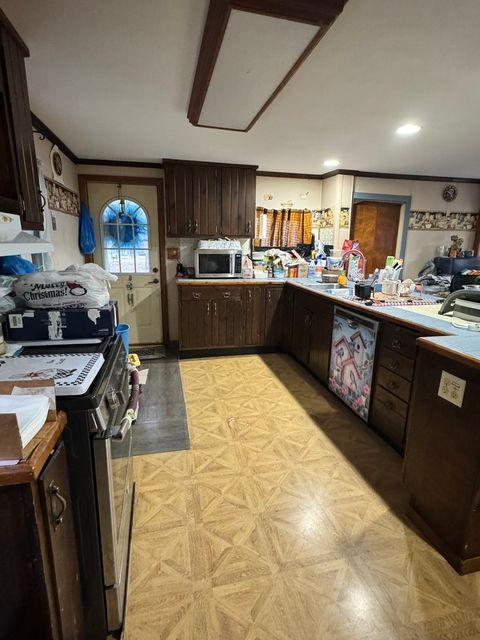 Tiny photo for 404 5th Avenue, Mendota, IL 61342 (MLS # 12586641)