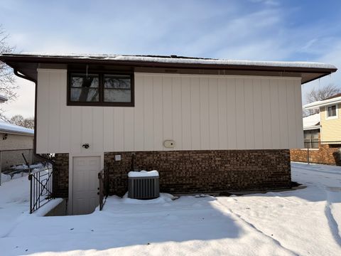 Tiny photo for 14951 Kilbourne Avenue, Midlothian, IL 60445 (MLS # 12304956)