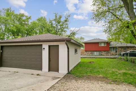 Tiny photo for 14951 Kilbourne Avenue, Midlothian, IL 60445 (MLS # 12304956)