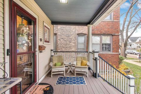 Tiny photo for 4033 W Waveland Avenue, Chicago, IL 60641 (MLS # 12525738)