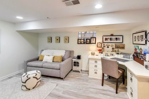 Tiny photo for 4033 W Waveland Avenue, Chicago, IL 60641 (MLS # 12525738)