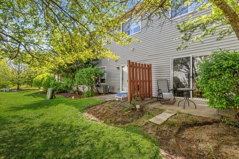 Tiny photo for 3414 Blue Ridge Drive, Carpentersville, IL 60110 (MLS # 12626982)