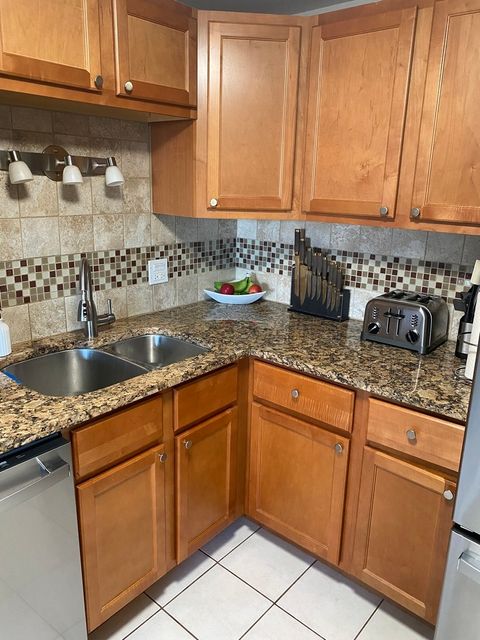 Tiny photo for 1460 Fairlane Drive #513, Schaumburg, IL 60193 (MLS # 12474955)
