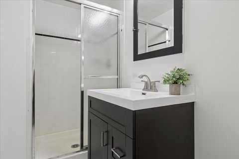 Tiny photo for 944 N Humphrey Avenue, Oak Park, IL 60302 (MLS # 12624545)